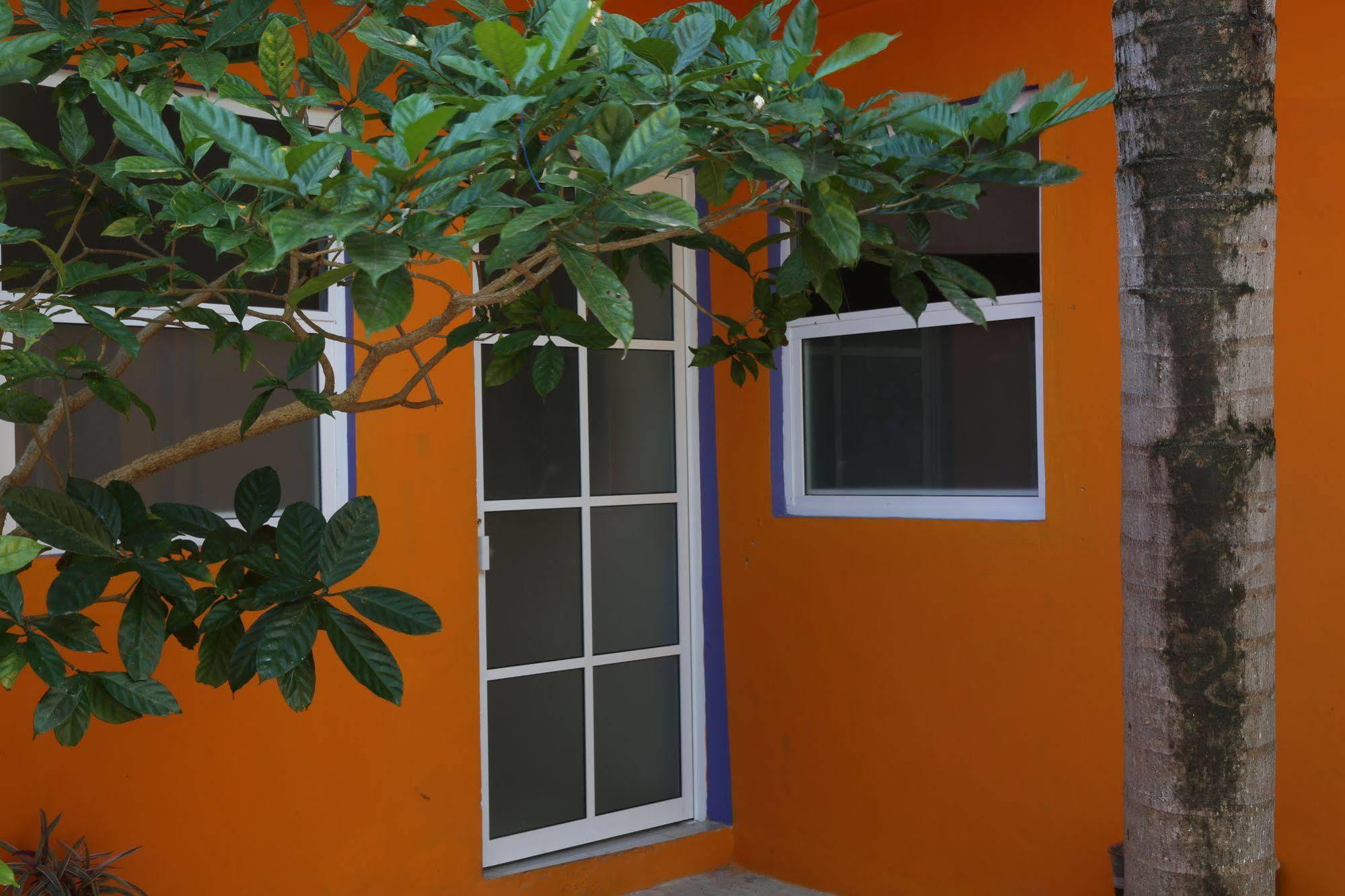 Weary Traveler Hostel Tulum Kültér fotó